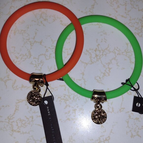 2 NWT Marc by Marc Jacobs Bracelets Flouro Orange and Toucan Green w Charms - Picture 1 of 11